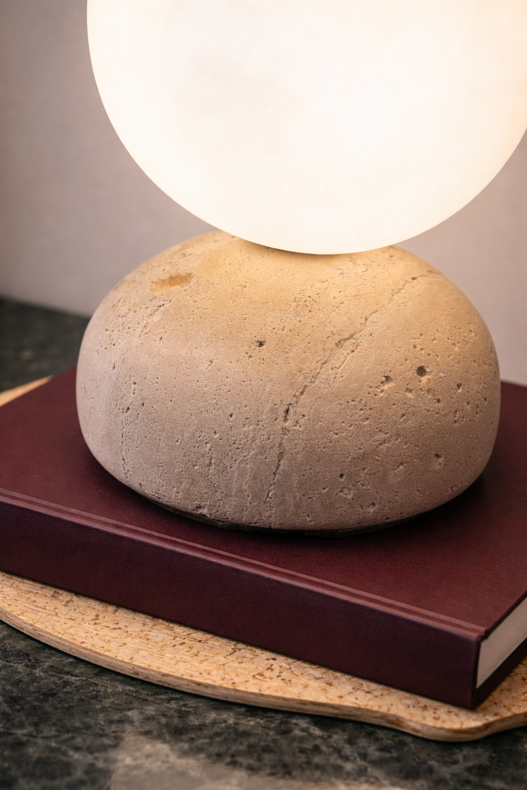The mini stone - Table Lamp